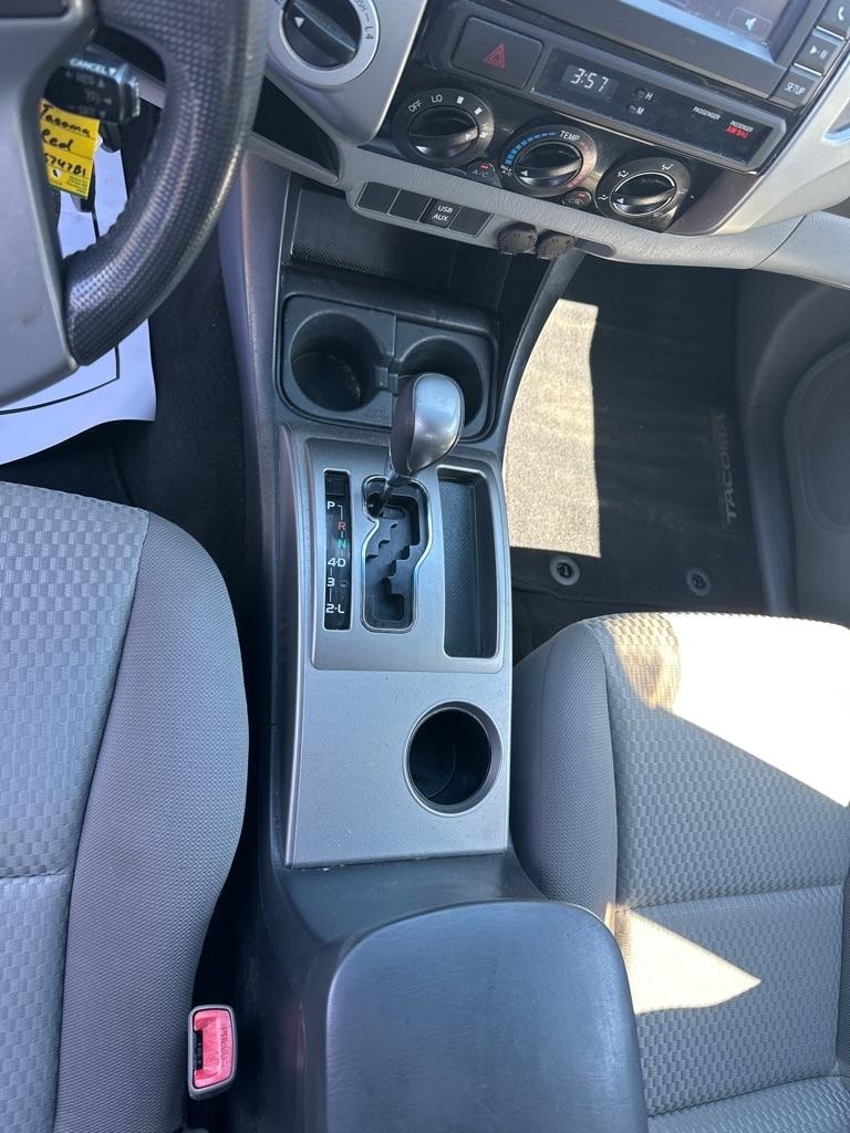 Toyota Tacoma 4WD Double Cab LB V6 AT (Natl) 2013