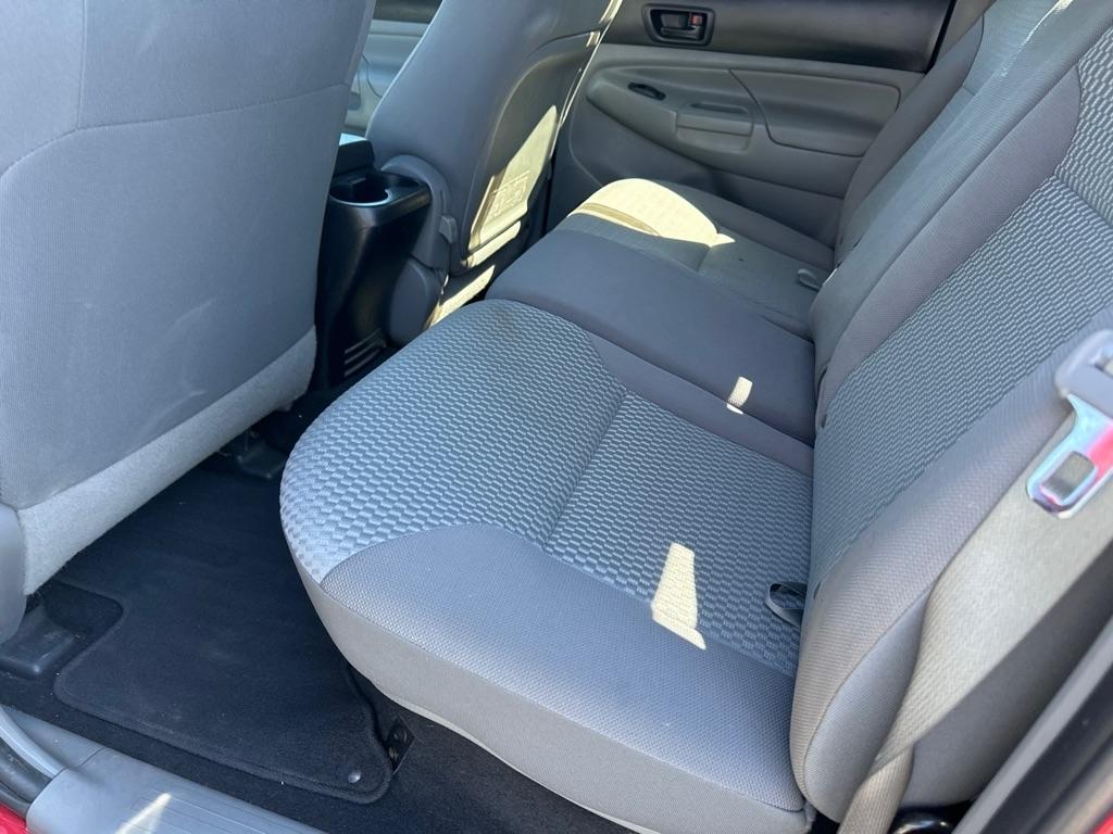 Toyota Tacoma 4WD Double Cab LB V6 AT (Natl) 2013