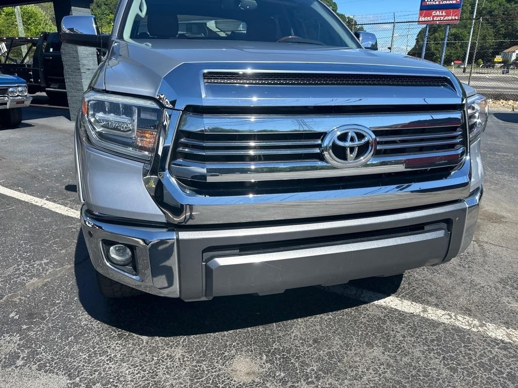 Toyota Tundra 4WD Truck CrewMax 5.7L FFV V8 6-Spd AT Platinum (Natl) 2016