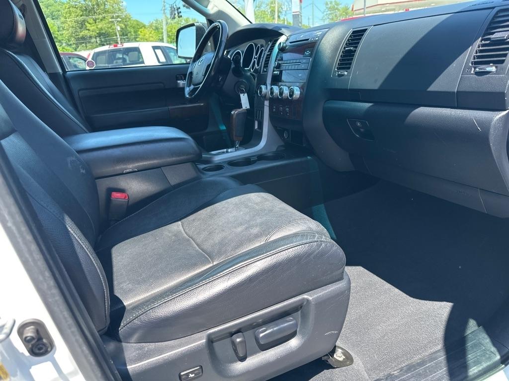 Toyota Tundra 4WD Truck CrewMax 5.7L V8 6-Spd AT LTD (Natl) 2012