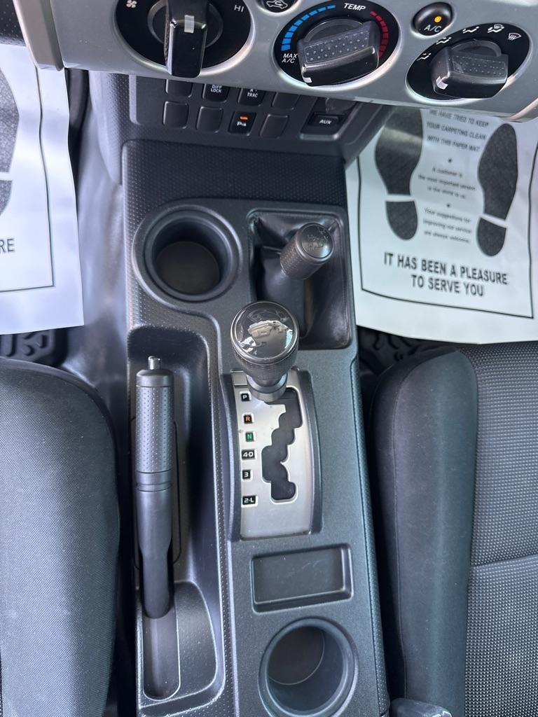 Toyota FJ Cruiser 4WD 4dr Man (Natl) 2008