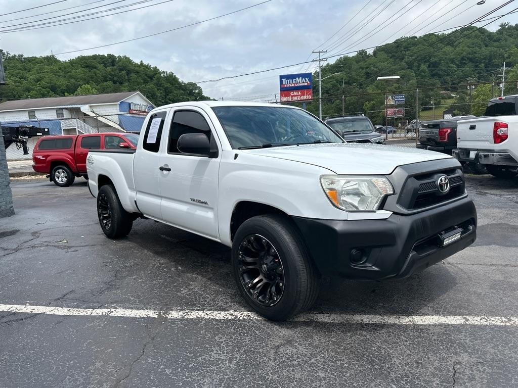 Toyota Tacoma 2WD Access Cab I4 MT (Natl) 2013