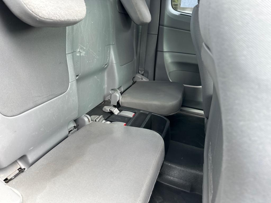 Toyota Tacoma 2WD Access Cab I4 MT (Natl) 2013