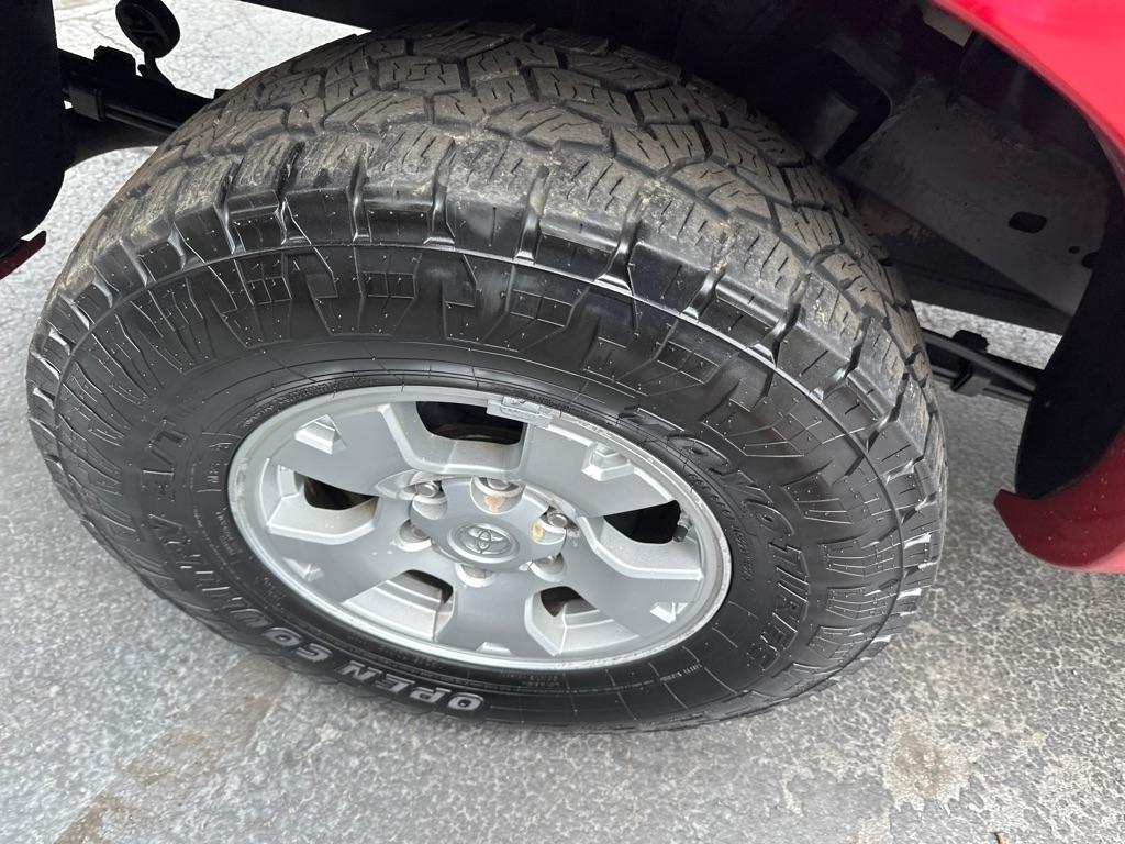 Toyota Tacoma 4WD Double V6 MT (Natl) 2011
