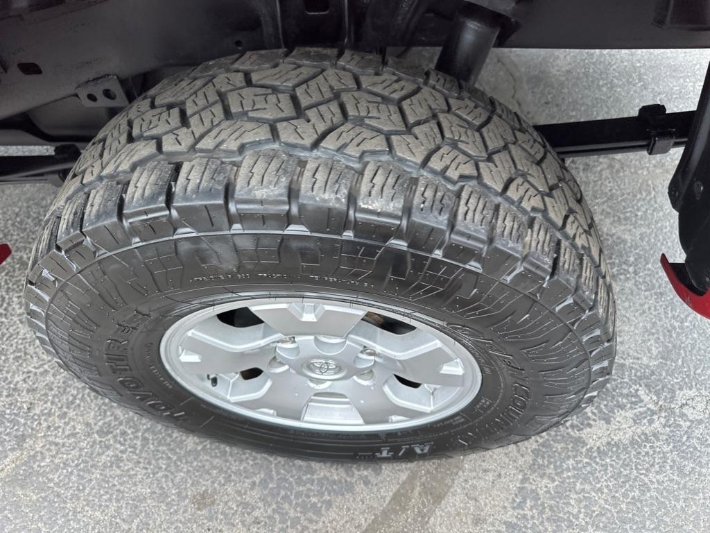 Toyota Tacoma 4WD Double V6 MT (Natl) 2011