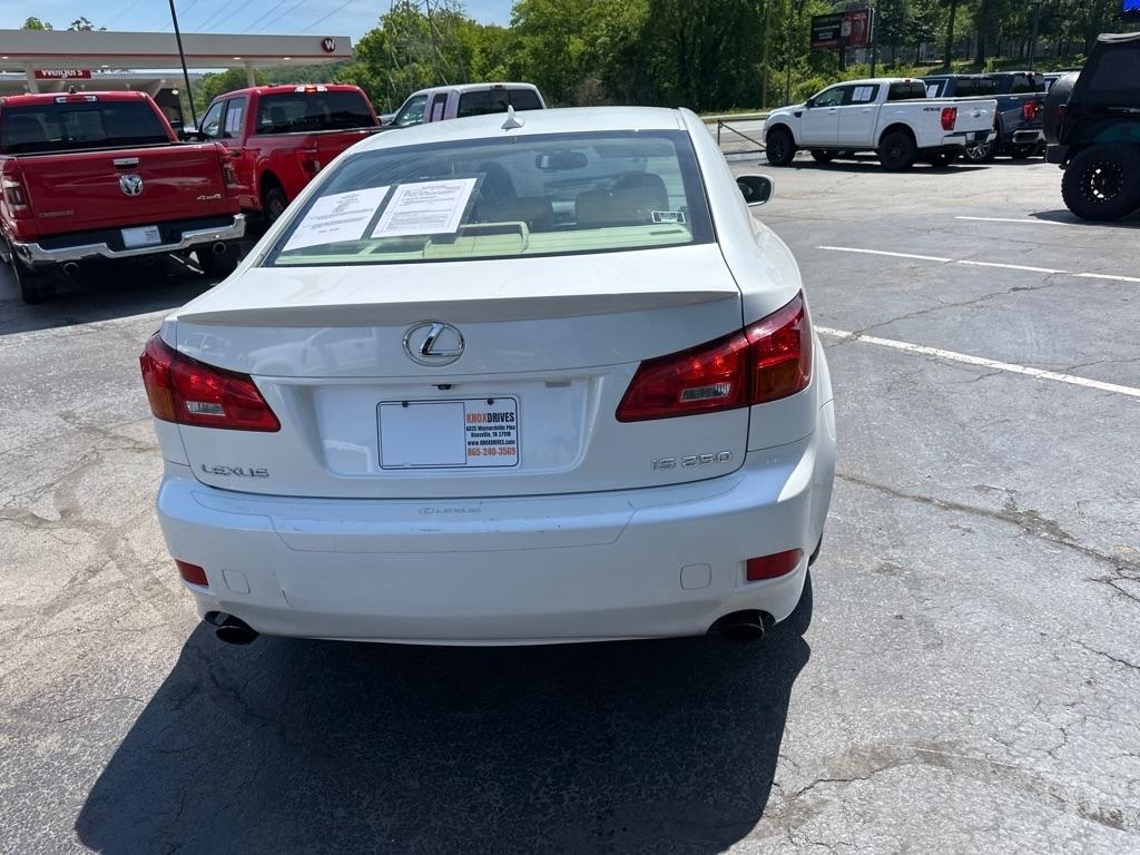 Lexus IS 250 4dr Sport Sdn Manual RWD 2007