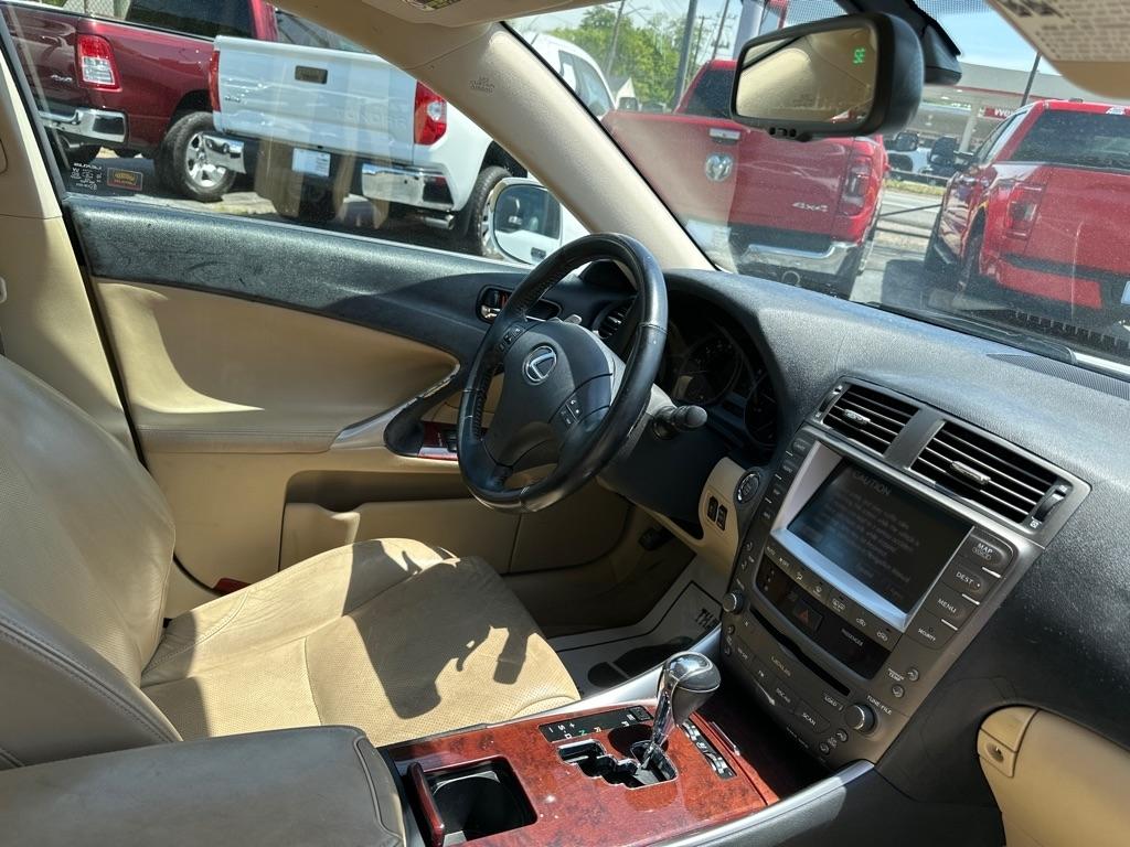Lexus IS 250 4dr Sport Sdn Manual RWD 2007