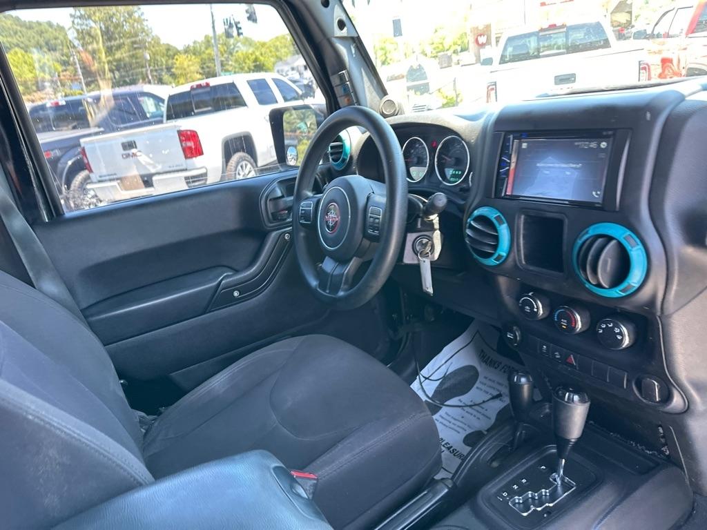Jeep Wrangler Unlimited 4WD 4dr Sport 2014