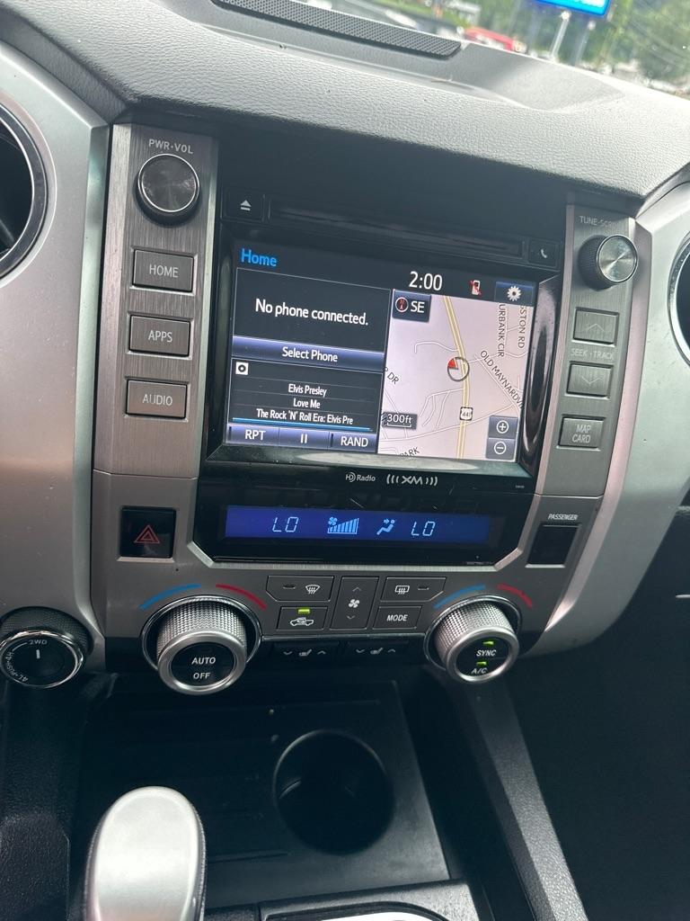 Toyota Tundra 4WD Truck CrewMax 5.7L V8 6-Spd AT LTD (Natl) 2016
