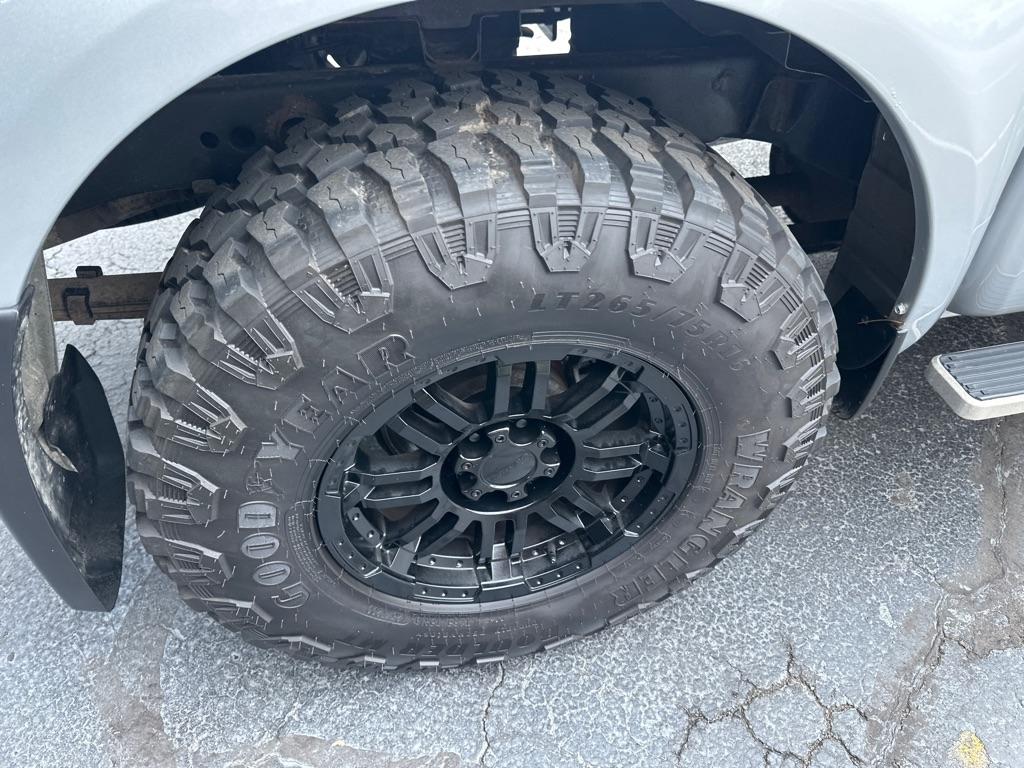 Nissan Frontier 4WD Crew Cab SWB Auto PRO-4X 2016