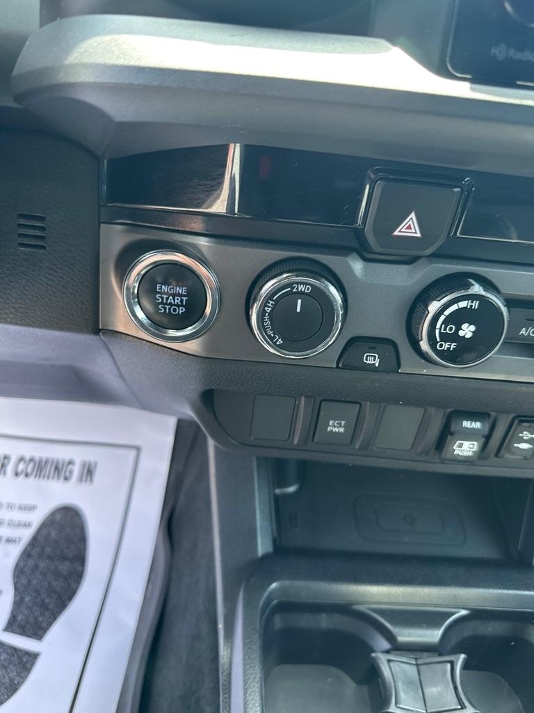 Toyota Tacoma TRD Off Road Double Cab 5' Bed V6 4x4 MT (Natl) 2018