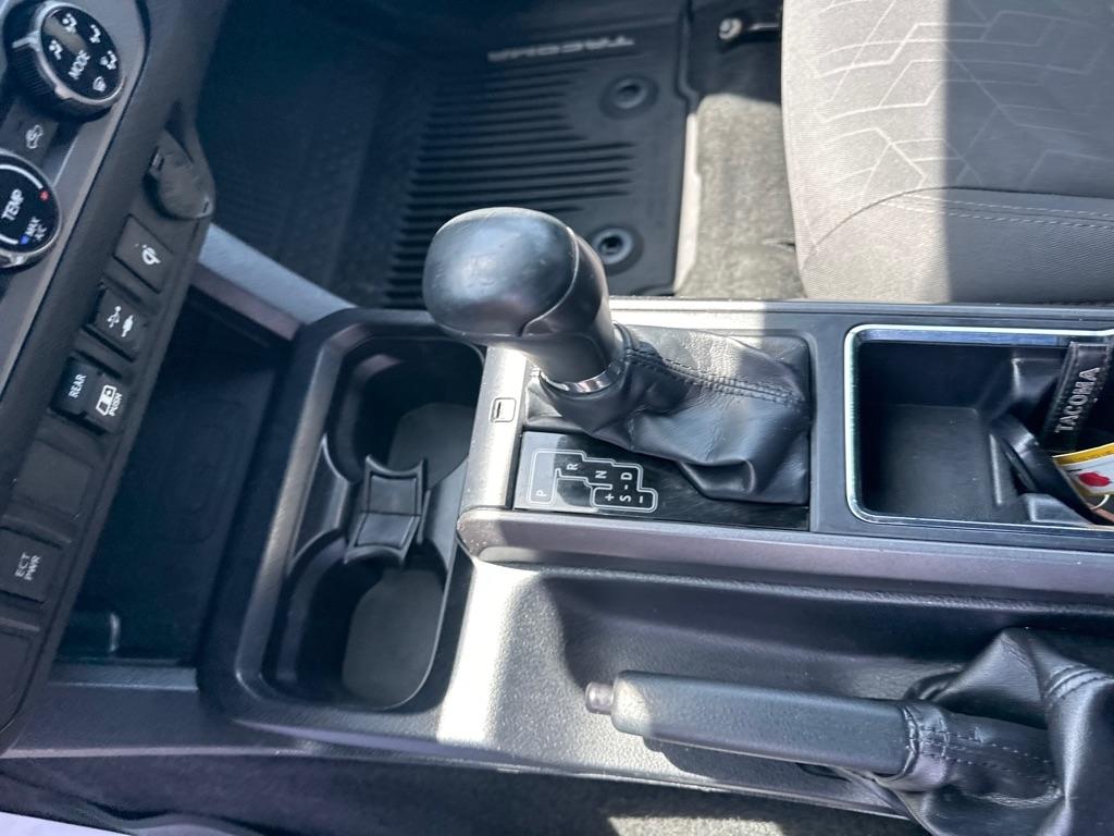 Toyota Tacoma TRD Off Road Double Cab 5' Bed V6 4x4 MT (Natl) 2018