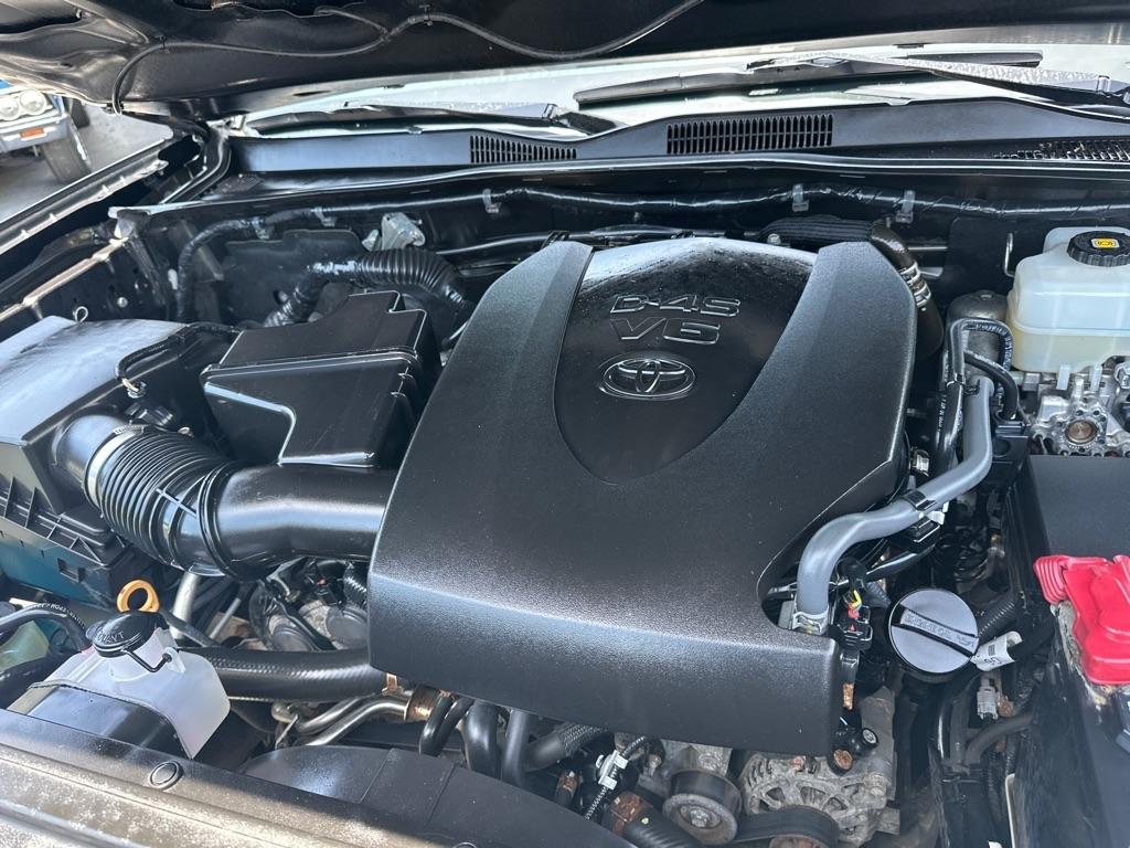 Toyota Tacoma TRD Off Road Double Cab 5' Bed V6 4x4 MT (Natl) 2018
