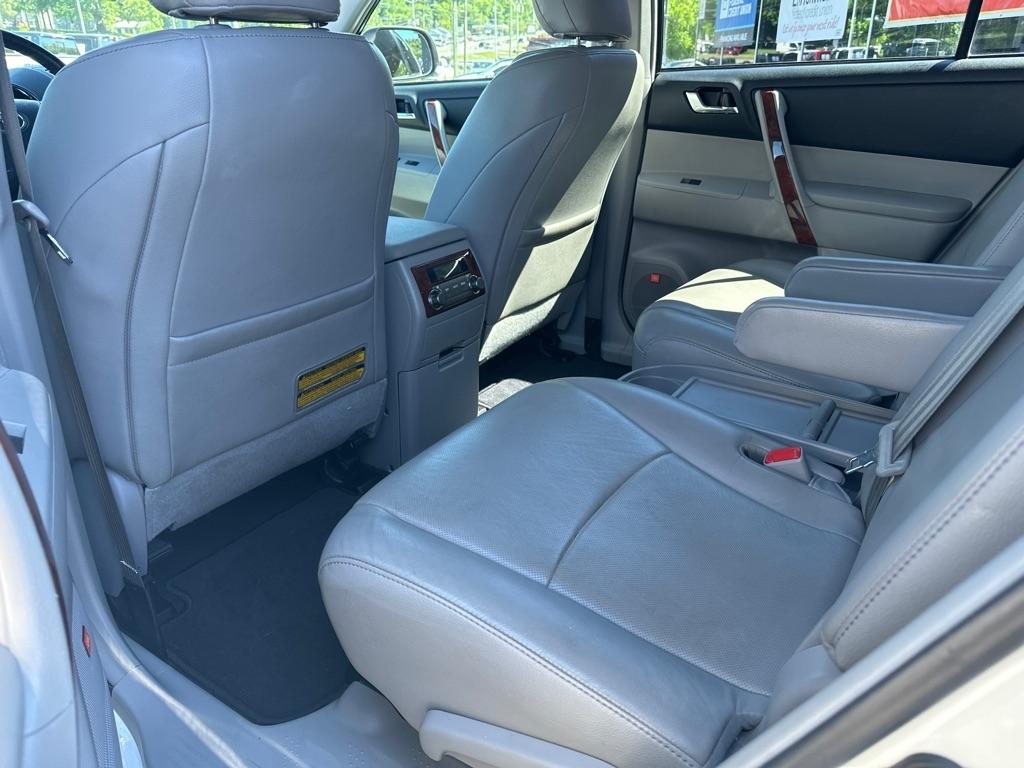 Toyota Highlander 4WD 4dr V6 Limited (Natl) 2013