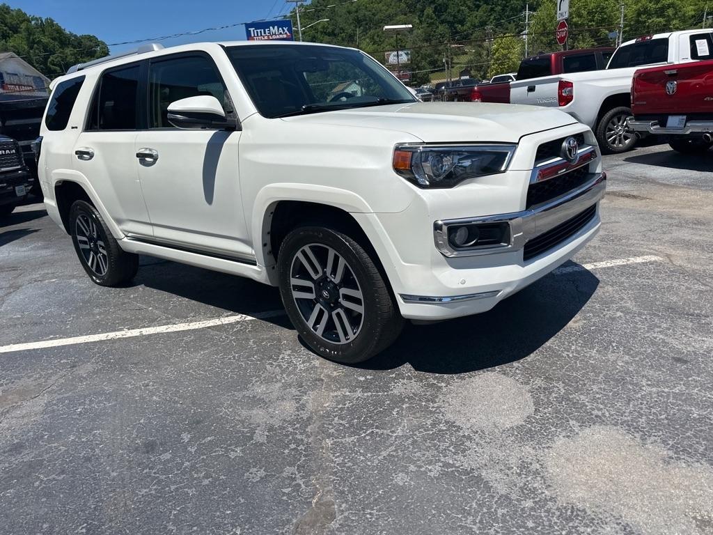 Toyota 4Runner TRD Off Road Premium 4WD (Natl) 2017