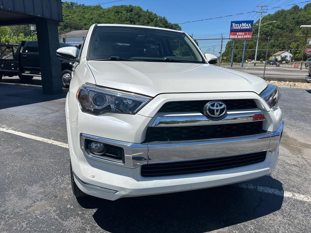 Toyota 4Runner TRD Off Road Premium 4WD (Natl) 2017