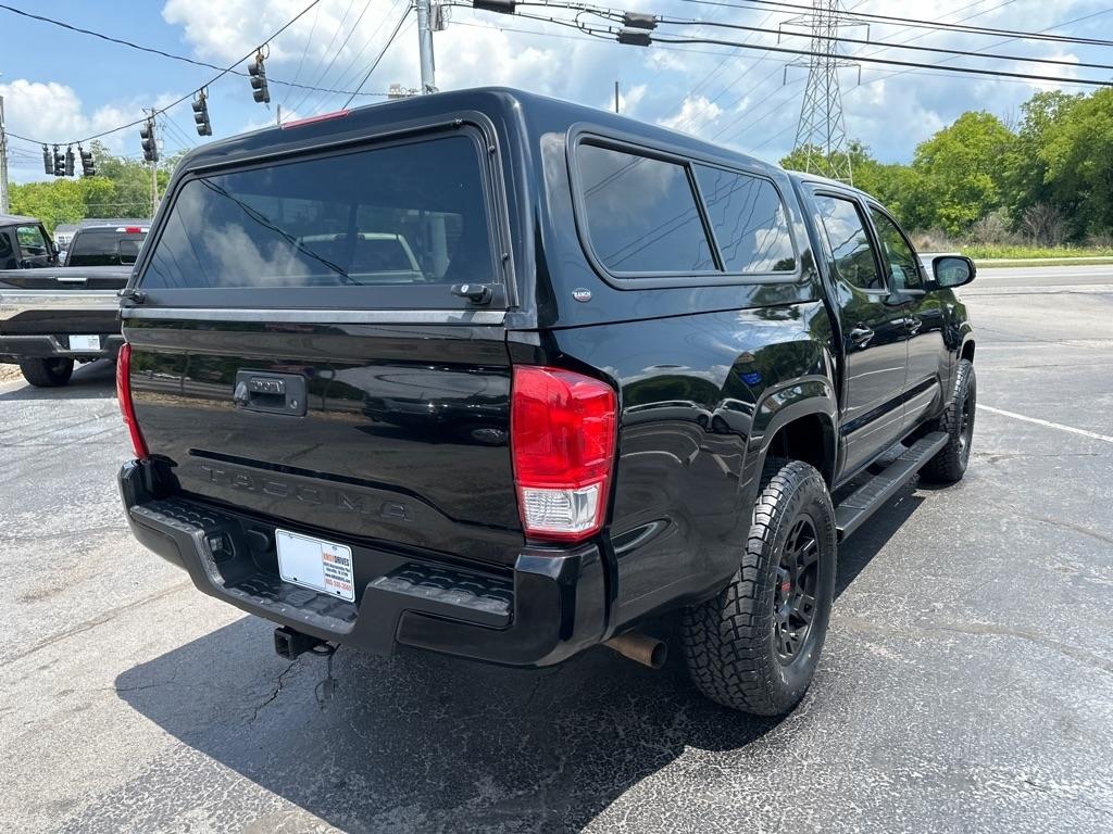 Toyota Tacoma SR5 Double Cab 5' Bed I4 4x2 AT (Natl) 2017