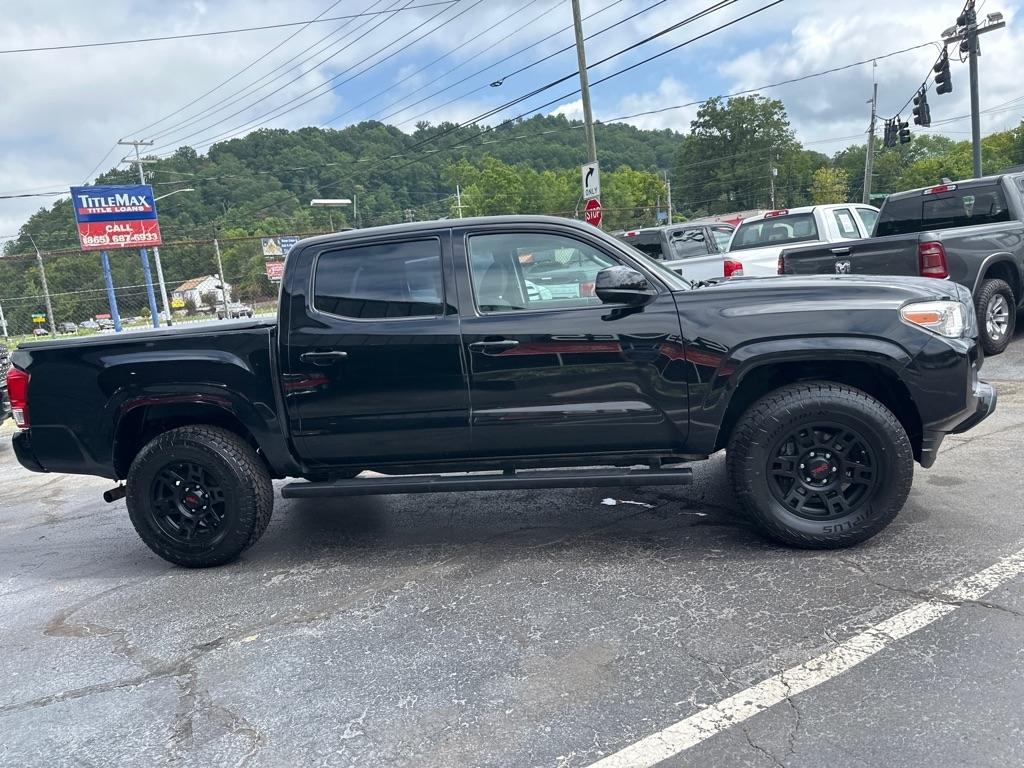 Toyota Tacoma SR5 Double Cab 5' Bed I4 4x2 AT (Natl) 2017