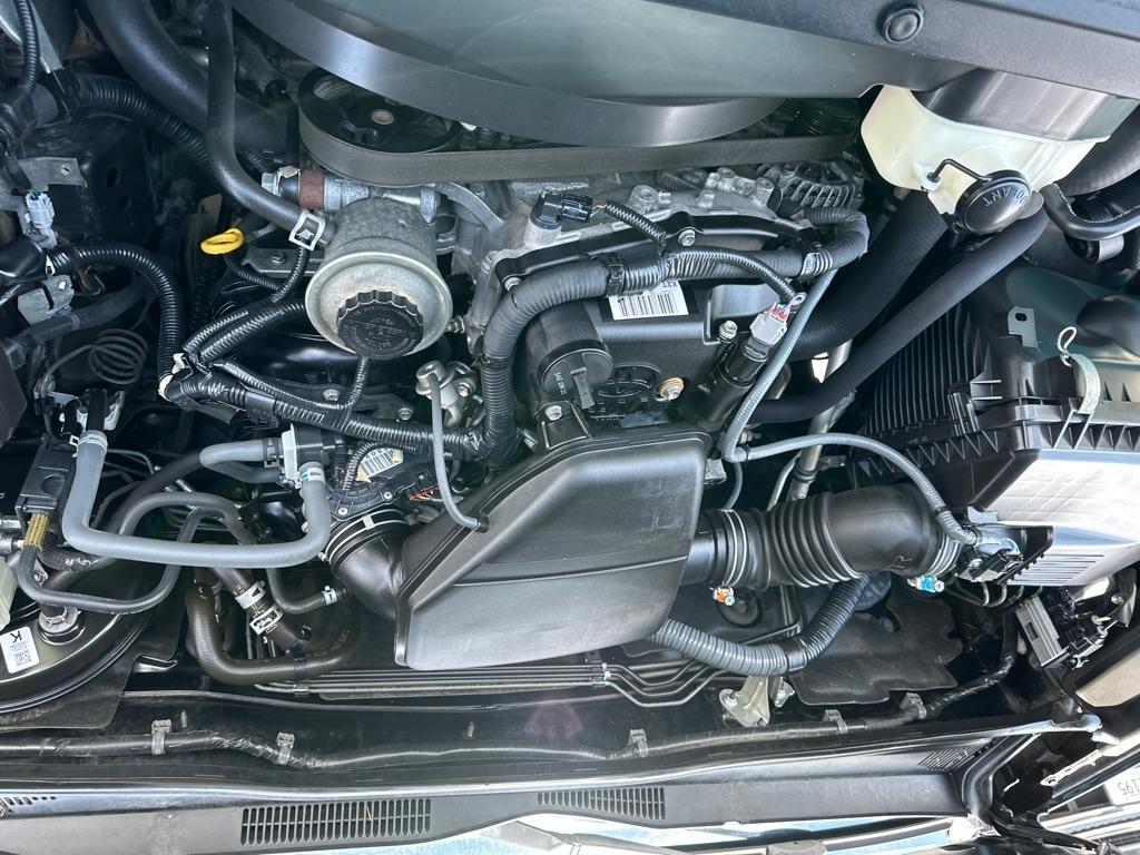 Toyota Tacoma SR5 Double Cab 5' Bed I4 4x2 AT (Natl) 2017