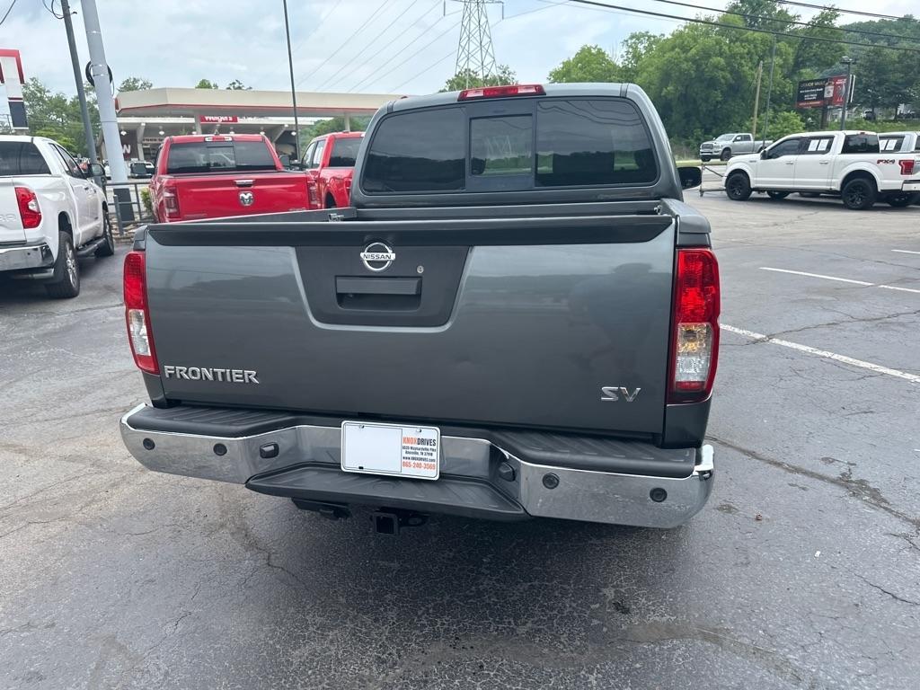 Nissan Frontier 2WD Crew Cab SWB Auto SV 2016