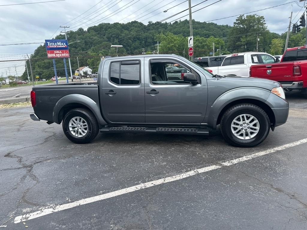 Nissan Frontier 2WD Crew Cab SWB Auto SV 2016