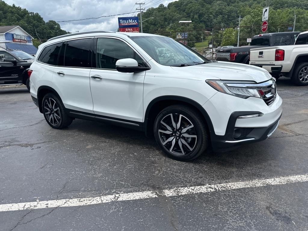 Honda Pilot Touring 8-Passenger 2WD 2022