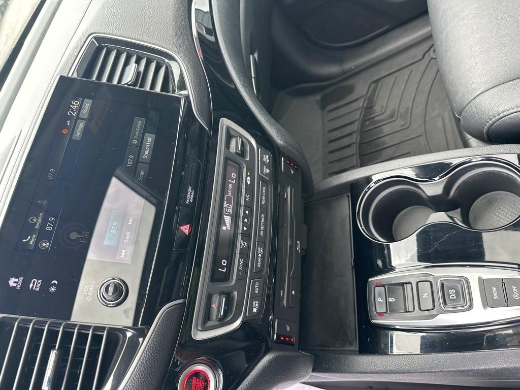Honda Pilot Touring 8-Passenger 2WD 2022