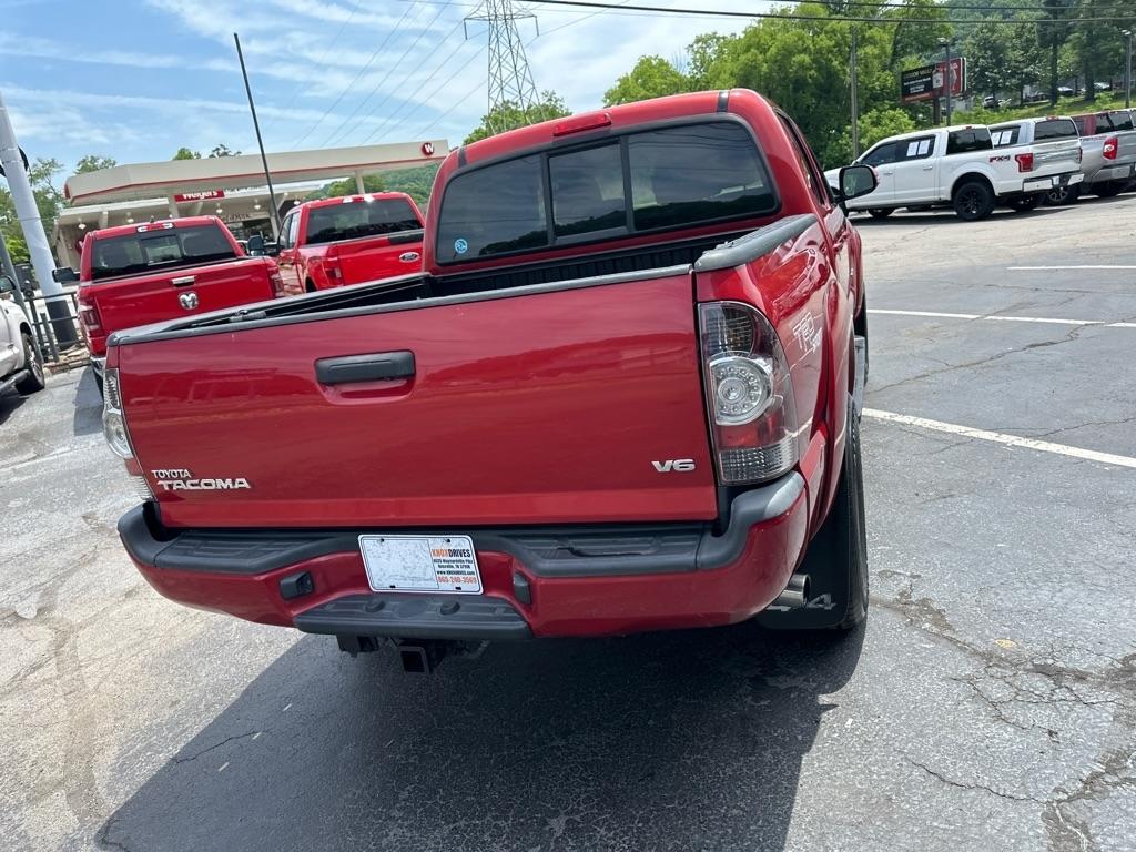 Toyota Tacoma 4WD Double Cab V6 MT (Natl) 2013