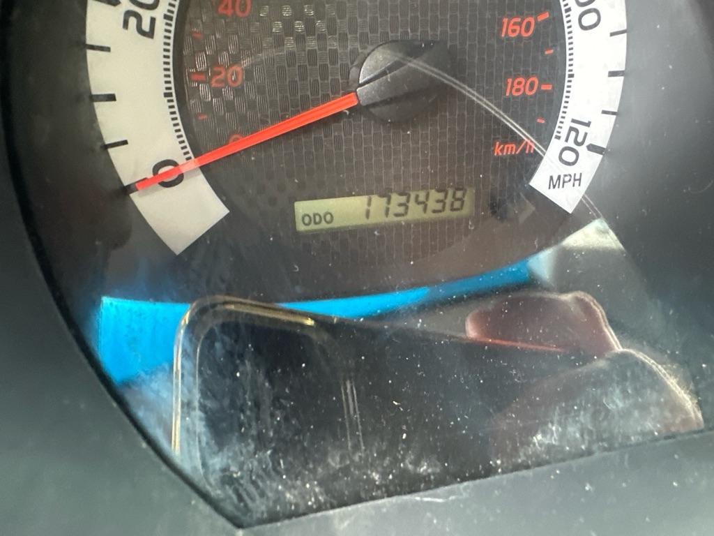 Toyota Tacoma 4WD Double Cab V6 MT (Natl) 2013