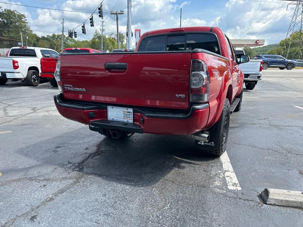 Toyota Tacoma 4WD Double Cab V6 MT (Natl) 2013