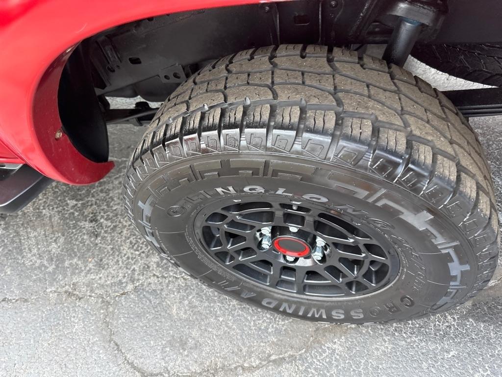 Toyota Tacoma 4WD Double Cab V6 MT (Natl) 2013