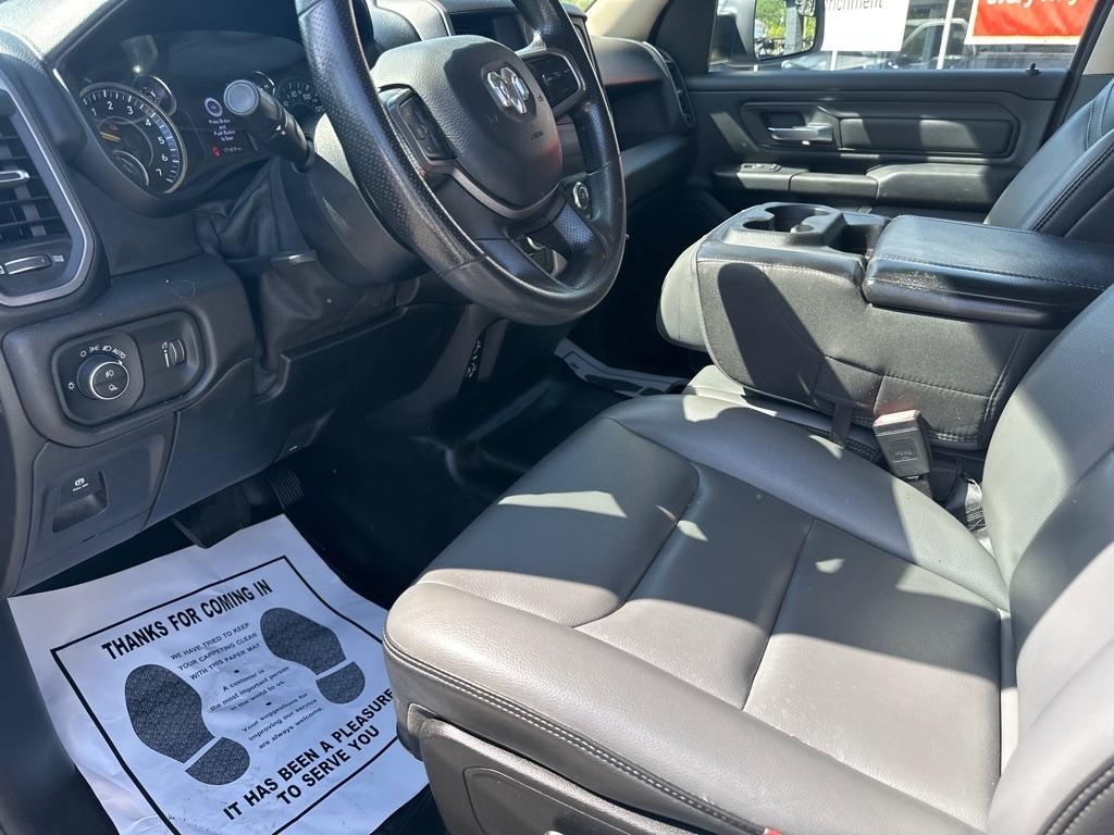 RAM 1500 Tradesman 4x4 Quad Cab 6'4" Box 2020
