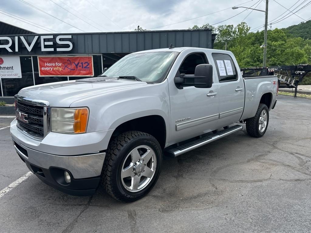 GMC Sierra 2500HD 4WD Crew Cab 153.7" SLT 2011