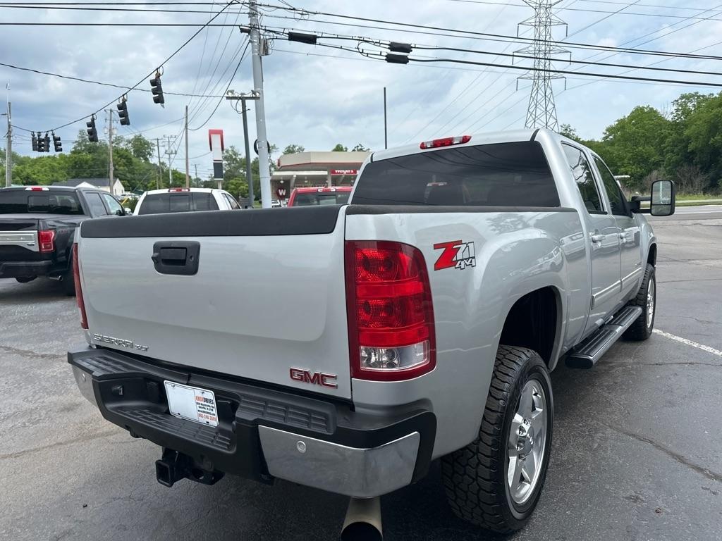 GMC Sierra 2500HD 4WD Crew Cab 153.7" SLT 2011