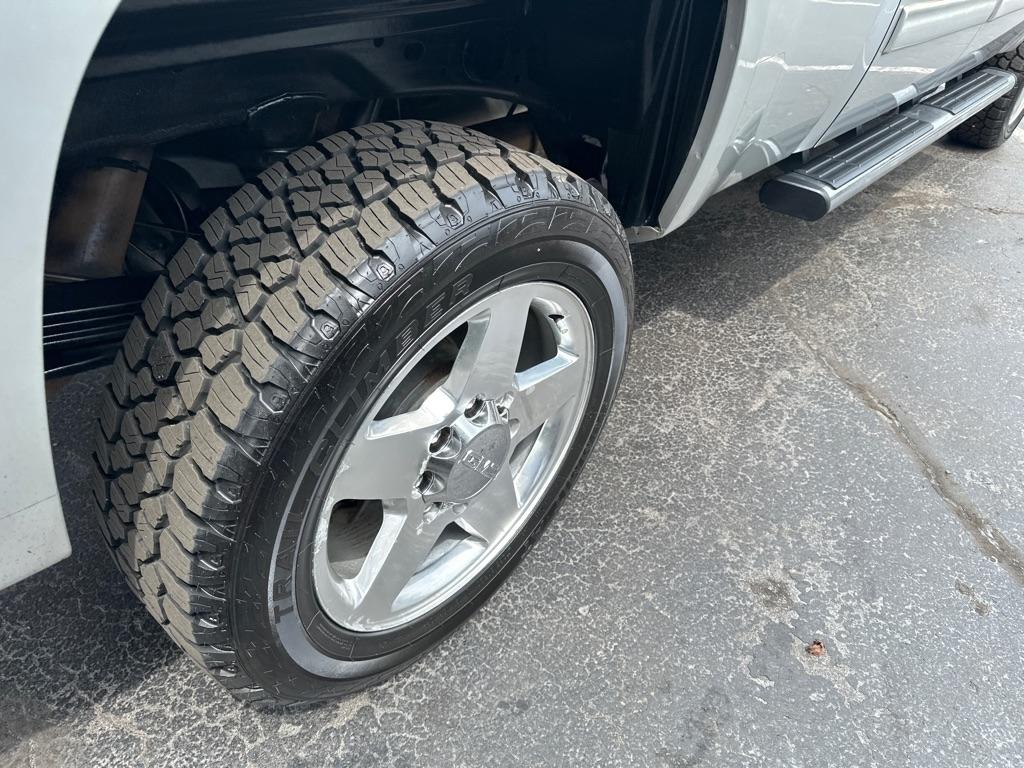 GMC Sierra 2500HD 4WD Crew Cab 153.7" SLT 2011
