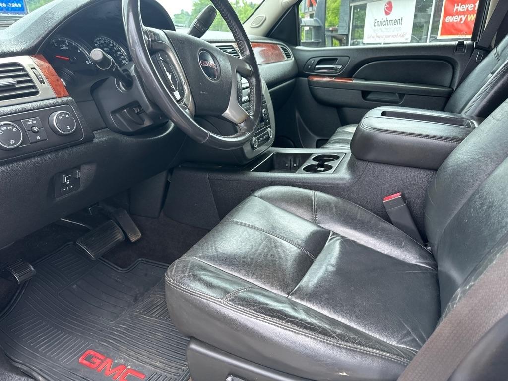 GMC Sierra 2500HD 4WD Crew Cab 153.7" SLT 2011