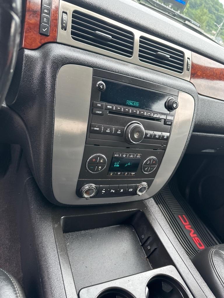 GMC Sierra 2500HD 4WD Crew Cab 153.7" SLT 2011