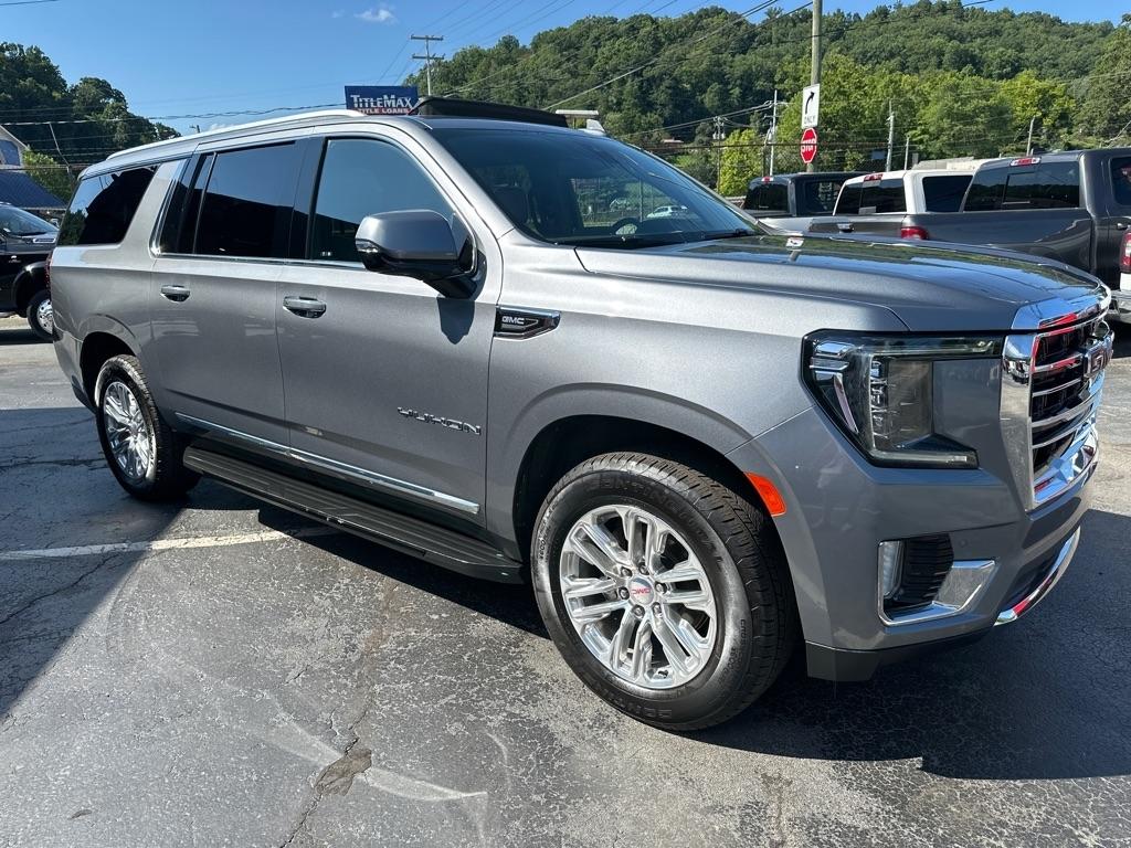 GMC Yukon XL 4WD 4dr SLT 2022
