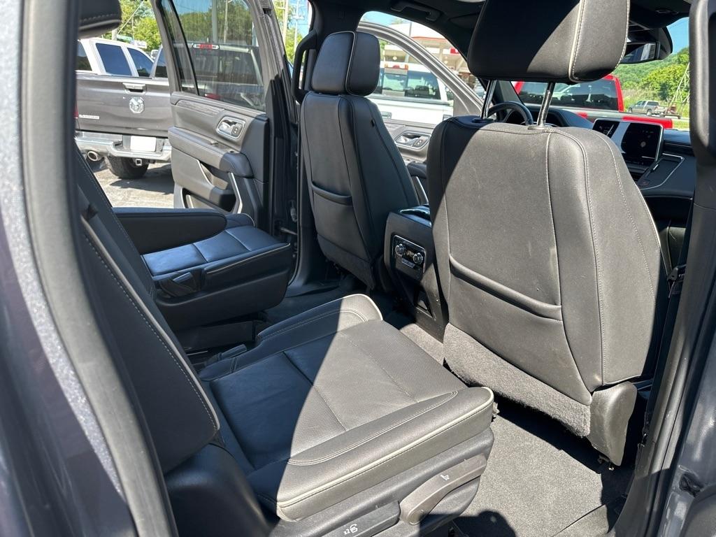 GMC Yukon XL 4WD 4dr SLT 2022