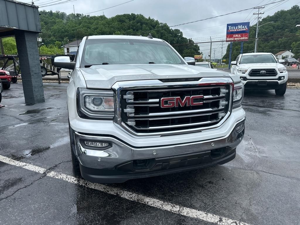 GMC Sierra 1500 4WD Crew Cab 143.5" SLT 2018
