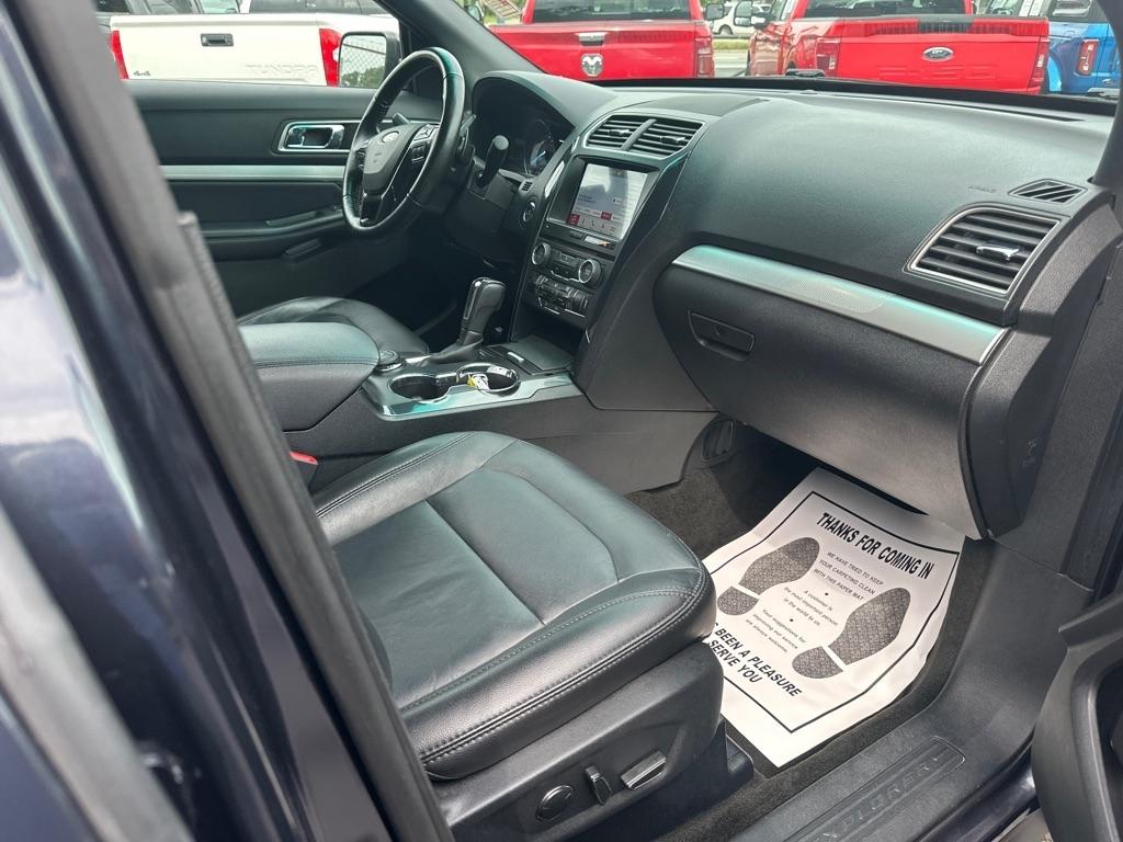 Ford Explorer XLT 4WD 2017