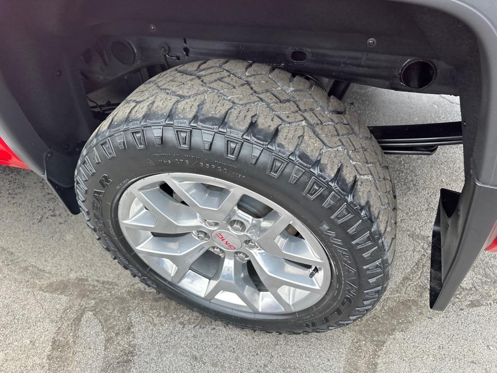 GMC Sierra 1500 4WD Crew Cab 143.5" SLT 2018