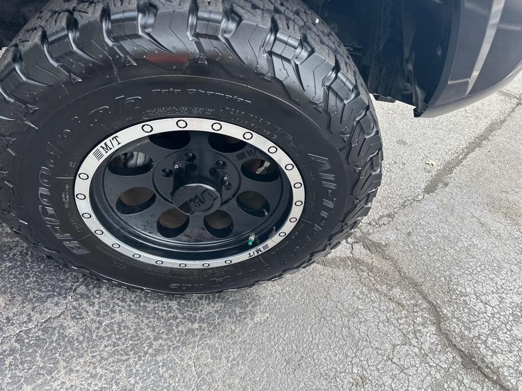 Toyota Tacoma TRD Off Road Double Cab 5' Bed V6 4x4 MT (Natl) 2017