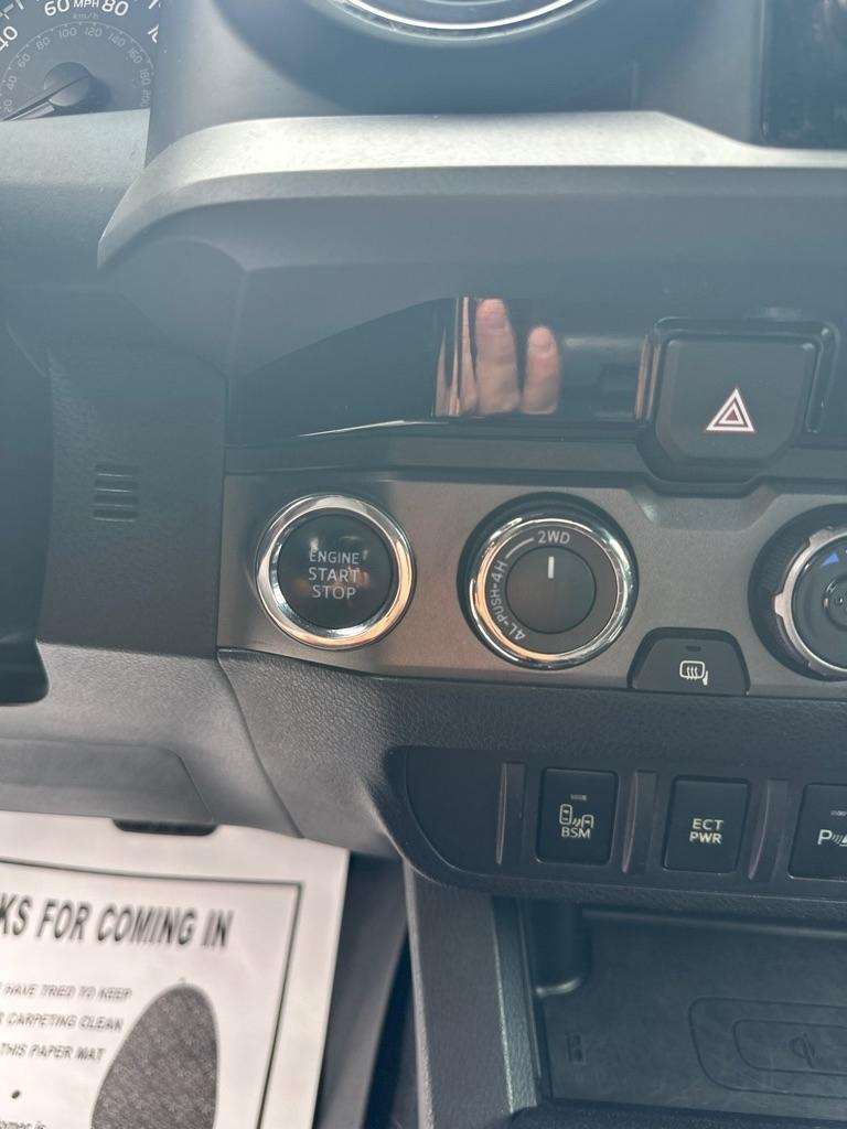 Toyota Tacoma TRD Off Road Double Cab 5' Bed V6 4x4 MT (Natl) 2017