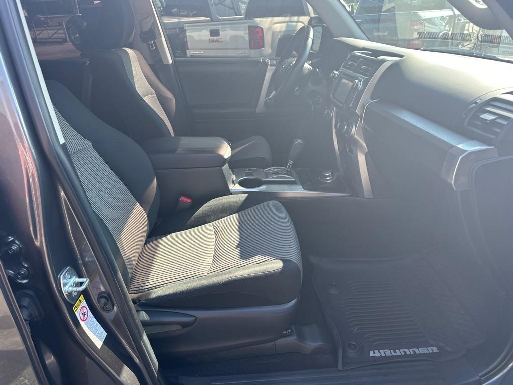 Toyota 4Runner 4WD 4dr V6 Trail Premium (Natl) 2016