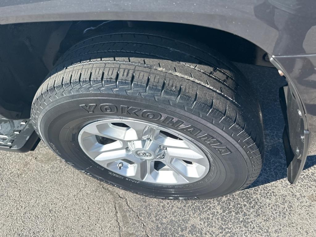 Toyota 4Runner 4WD 4dr V6 Trail Premium (Natl) 2016