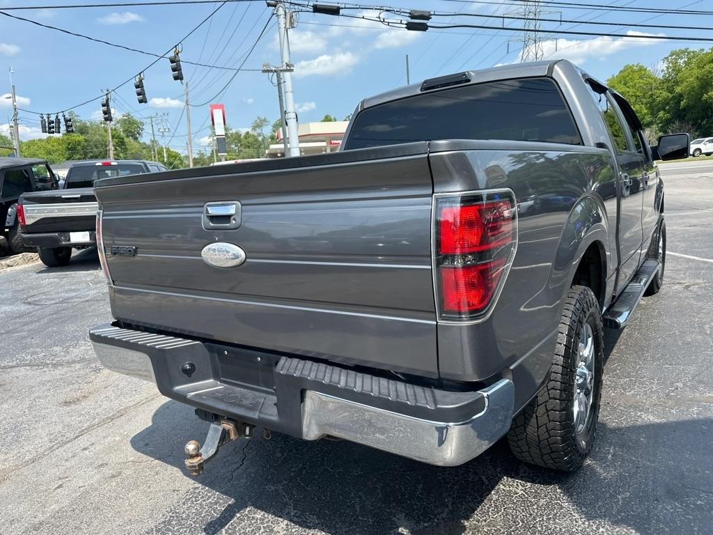 Ford F-150 4WD SuperCrew 145" Platinum 2011