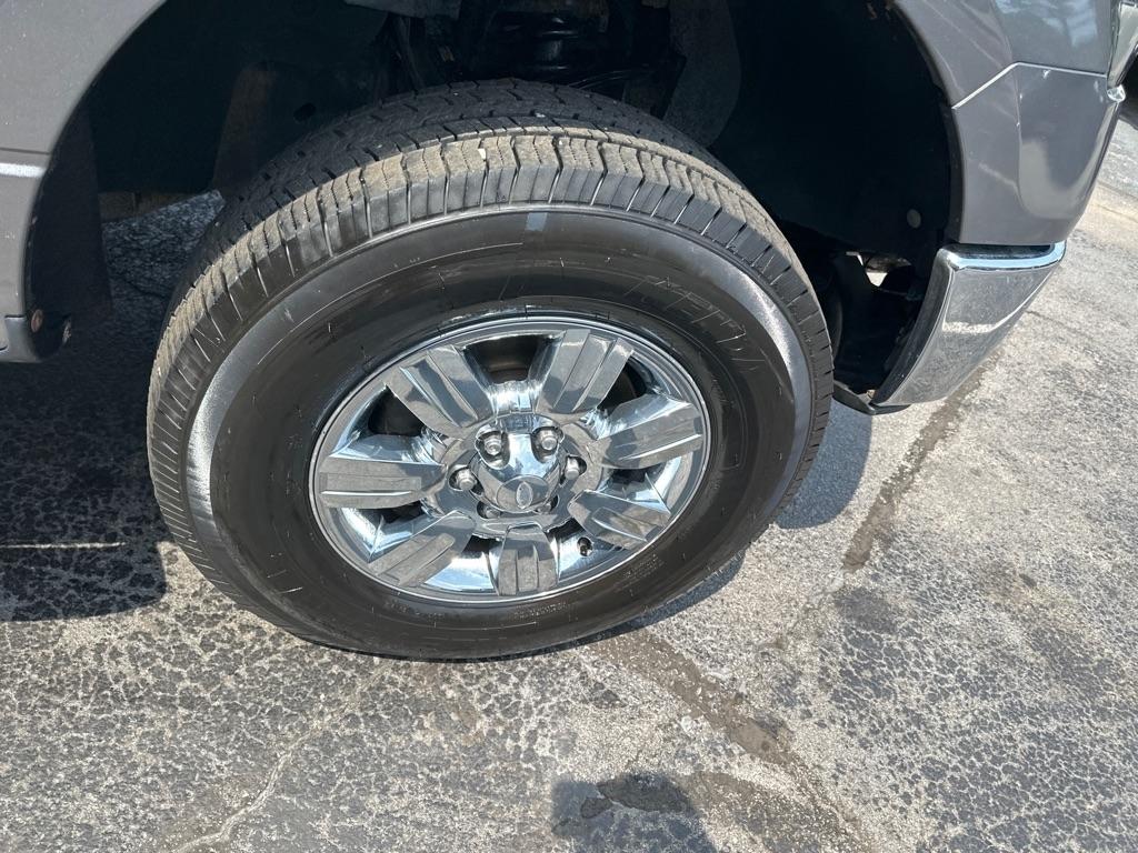 Ford F-150 4WD SuperCrew 145" Platinum 2011