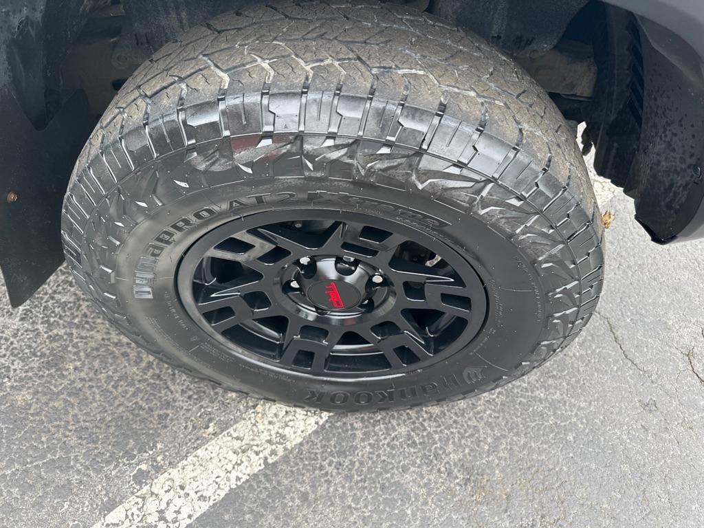 Toyota Tacoma TRD Off Road Double Cab 5' Bed V6 4x4 MT (Natl) 2017
