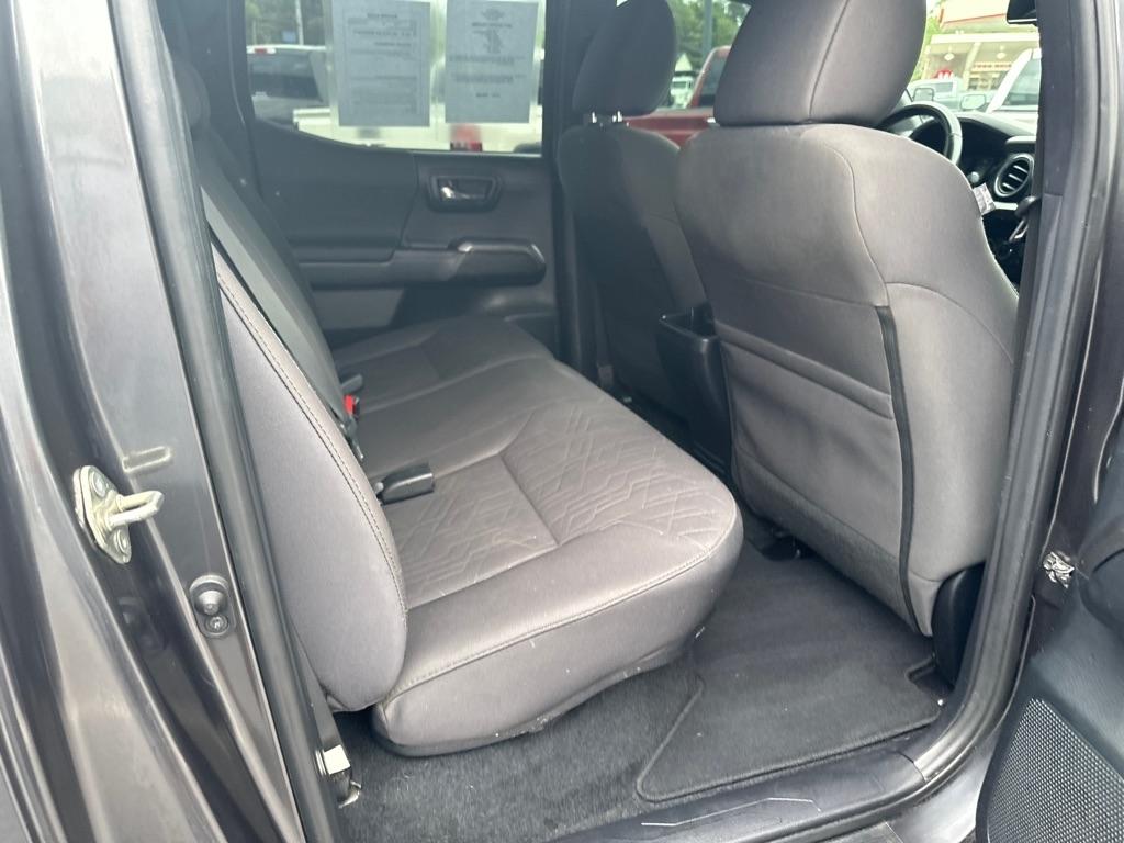 Toyota Tacoma TRD Off Road Double Cab 5' Bed V6 4x4 MT (Natl) 2017